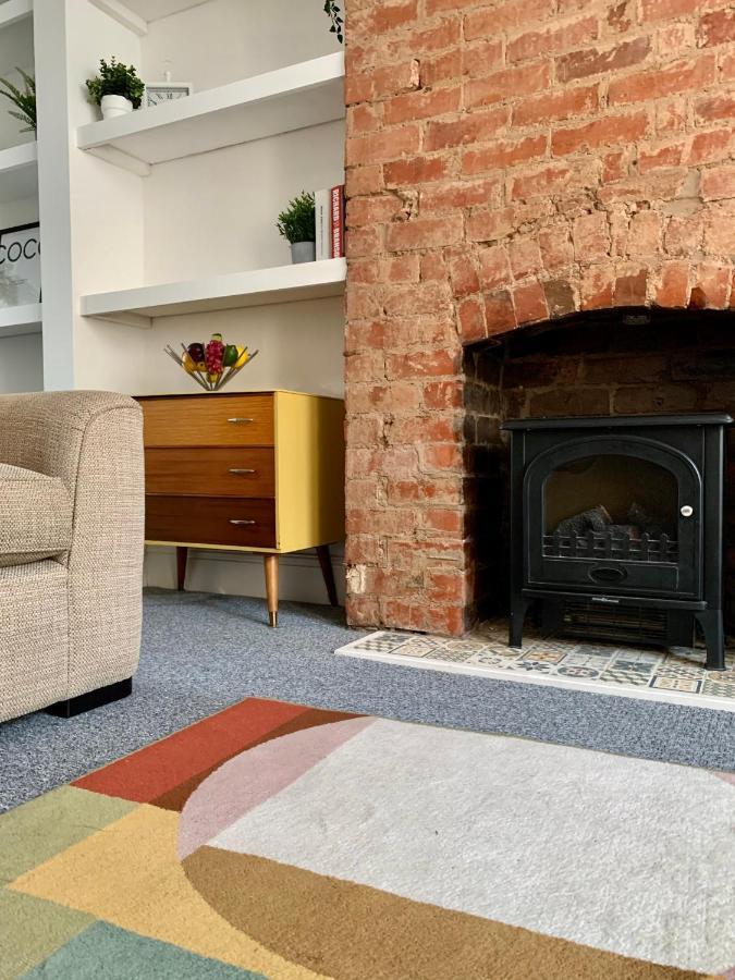 Contemporary 2 Bedroom Victorian Town House - Sleeps Up To 6 Kimberley  Exterior foto